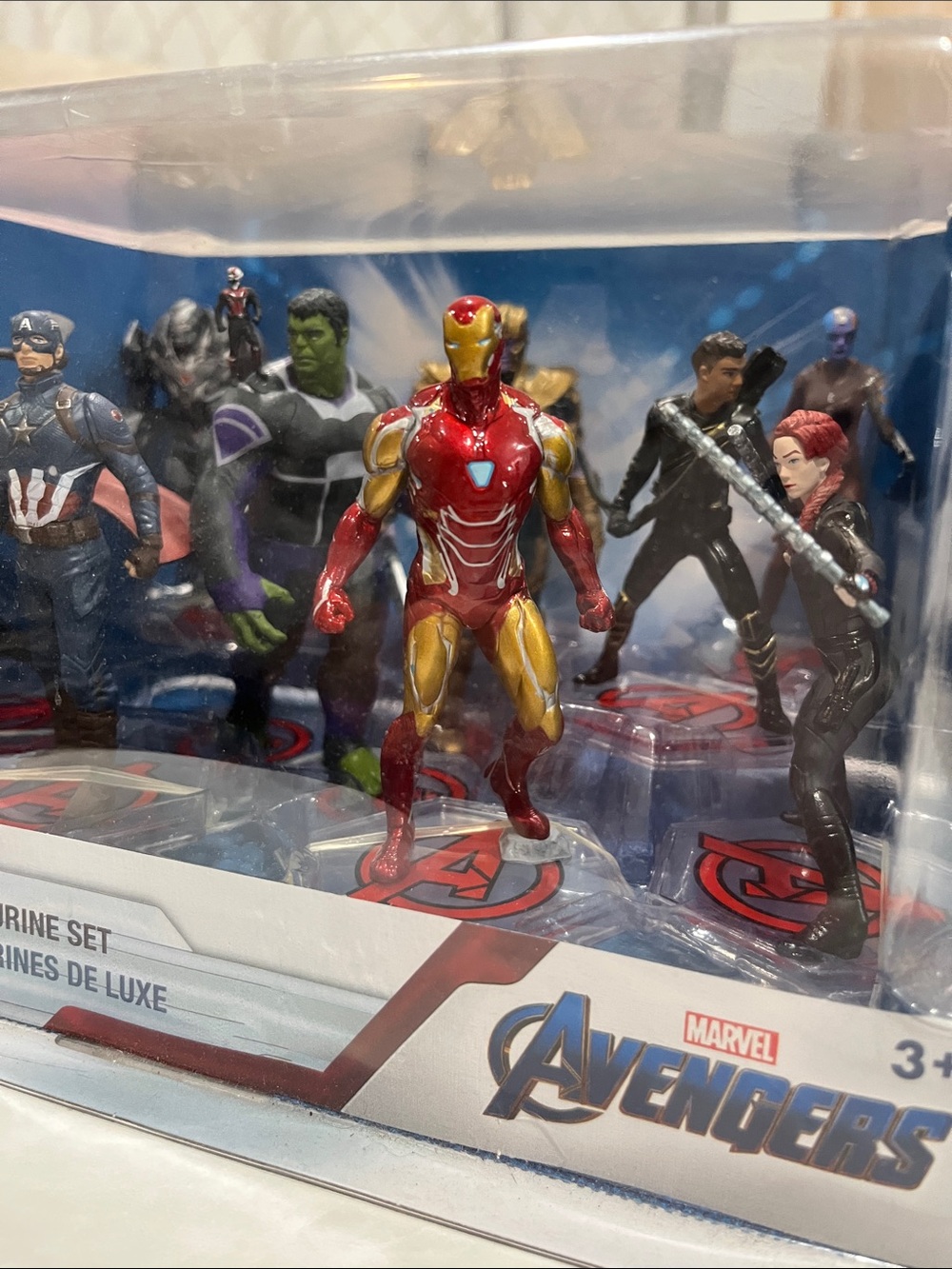Marvel Avengers Deluxe Figurine Set
